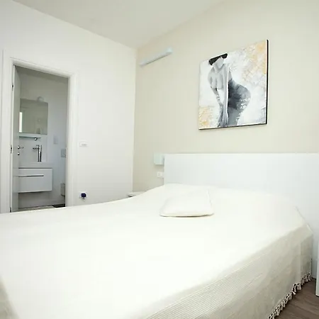 Apartments With A Parking Space Rovinj - 3393 Exterior photo